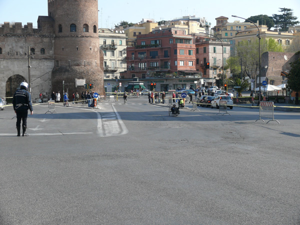 Maratona della Città di Roma (22/03/2009) giulia_1050051