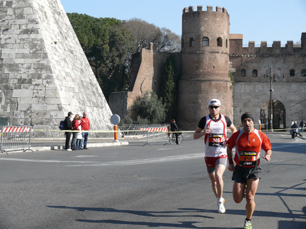 Maratona della Città di Roma (22/03/2009) giulia_1050070