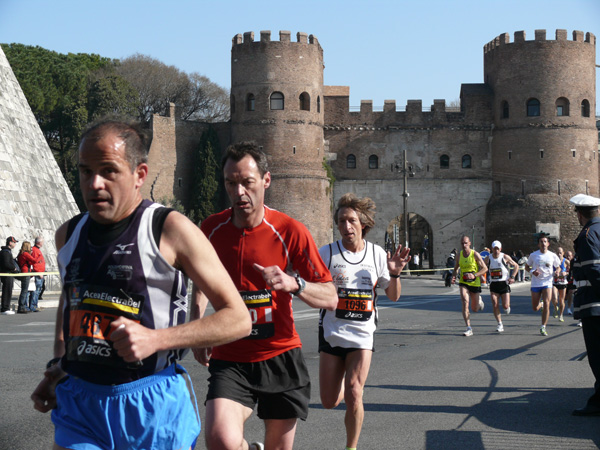 Maratona della Città di Roma (22/03/2009) giulia_1050100
