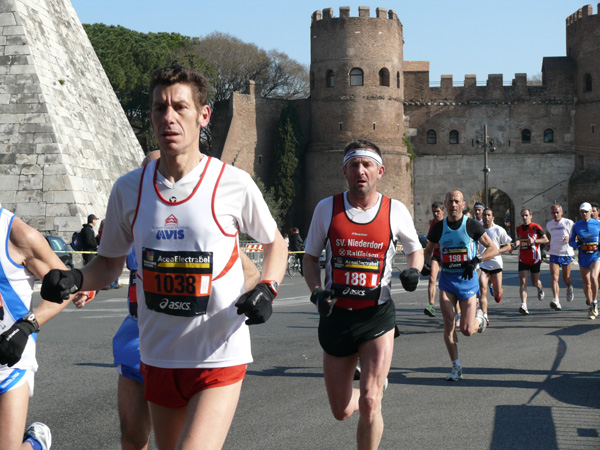 Maratona della Città di Roma (22/03/2009) giulia_1050124