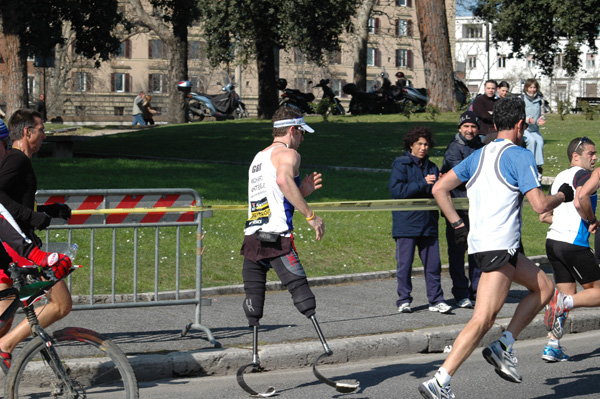Maratona della Città di Roma (22/03/2009) dominici_km_12_590