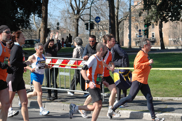 Maratona della Città di Roma (22/03/2009) dominici_km_12_683