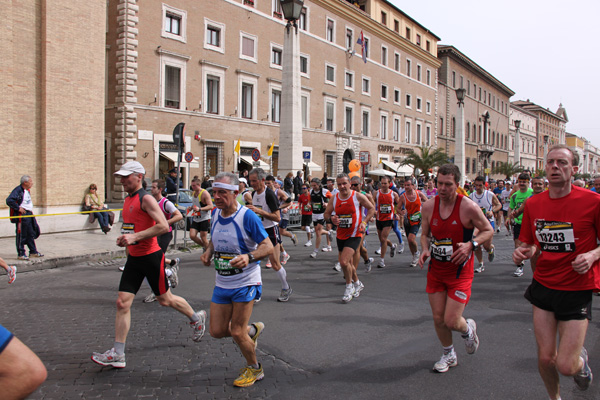 Maratona di Roma (21/03/2010) robert_0305