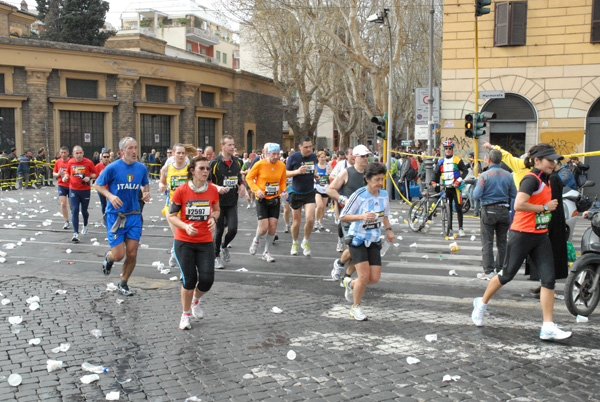 Maratona di Roma (21/03/2010) mariarosa_1179