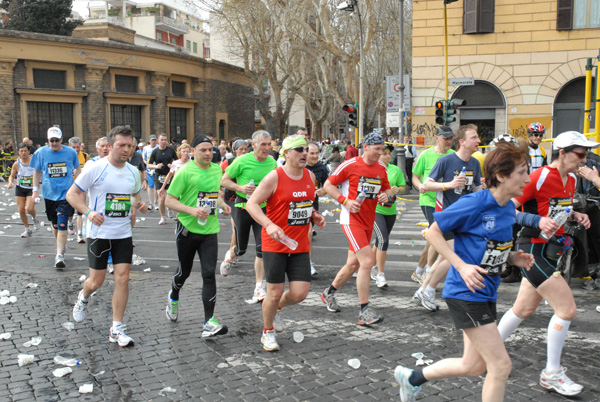 Maratona di Roma (21/03/2010) mariarosa_1185