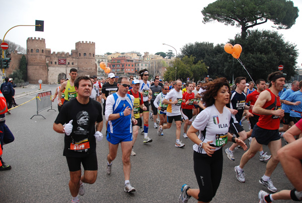 Maratona di Roma (21/03/2010) pat_1585