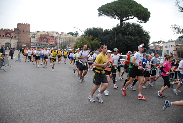 Maratona di Roma (21/03/2010) pat_2037