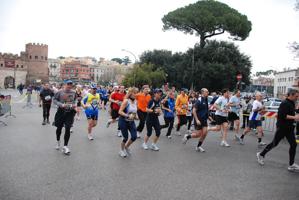 Maratona di Roma (21/03/2010) pat_2044