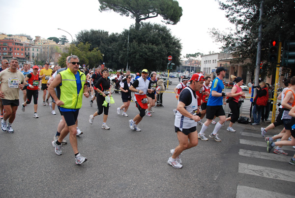 Maratona di Roma (21/03/2010) pat_2077