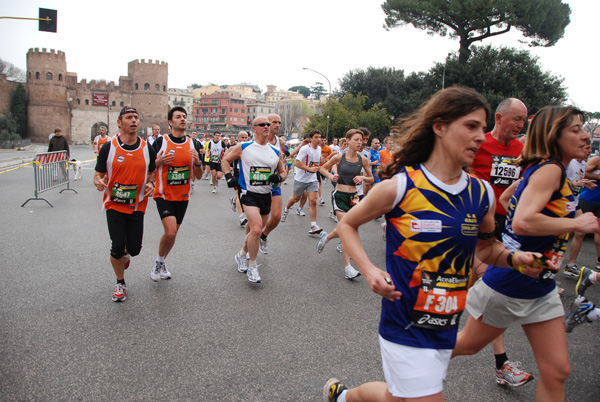 Maratona di Roma (21/03/2010) pat_1501