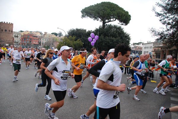 Maratona di Roma (21/03/2010) pat_2001