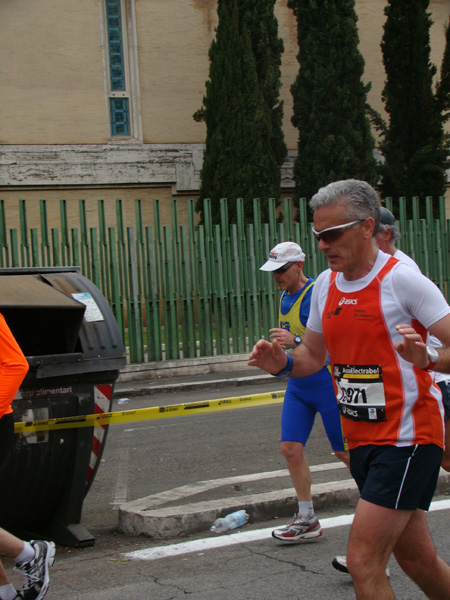 Maratona di Roma (21/03/2010) mario_5050