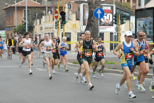 Maratona di Roma (21/03/2010) mariarosa_0465