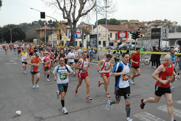 Maratona di Roma (21/03/2010) mariarosa_0543