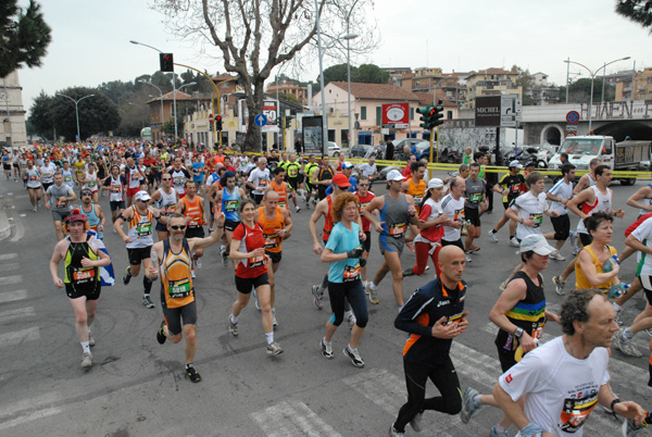 Maratona di Roma (21/03/2010) mariarosa_0597
