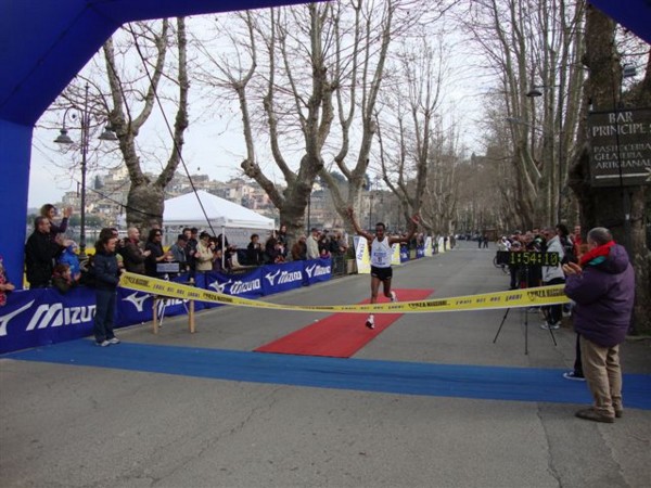 Giro del Lago di Bracciano (13/02/2011) 009