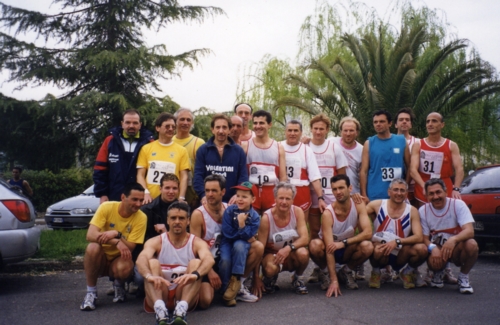 Foto di gruppo della Podistica anni '90