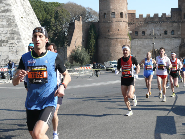 Maratona della Città di Roma (22/03/2009) giulia_1050120