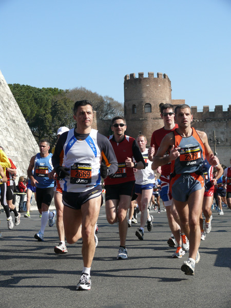 Maratona della Città di Roma (22/03/2009) giulia_1050203