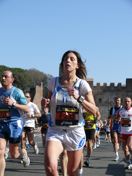 Maratona della Città di Roma (22/03/2009) giulia_1050217