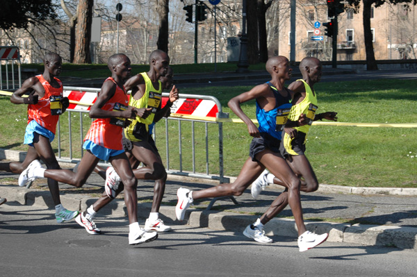 Maratona della Città di Roma (22/03/2009) dominici_km_12_572
