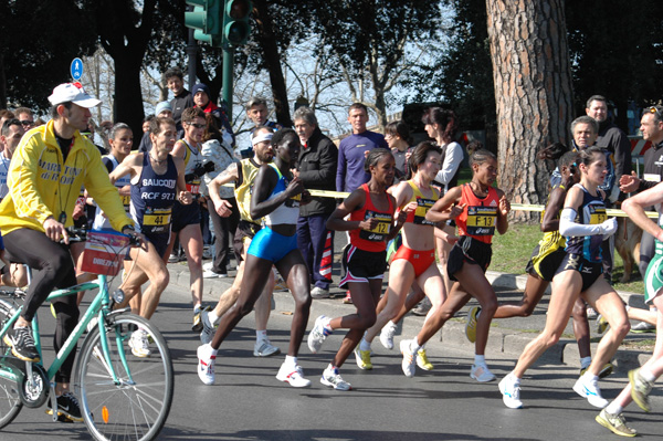 Maratona della Città di Roma (22/03/2009) dominici_km_12_578