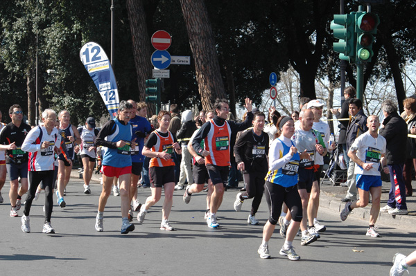 Maratona della Città di Roma (22/03/2009) dominici_km_12_713