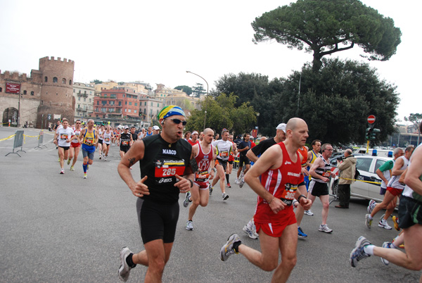 Maratona di Roma (21/03/2010) pat_1180