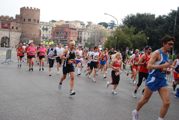 Maratona di Roma (21/03/2010) pat_1188