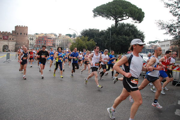 Maratona di Roma (21/03/2010) pat_1298