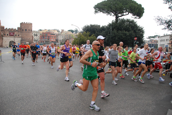 Maratona di Roma (21/03/2010) pat_1389