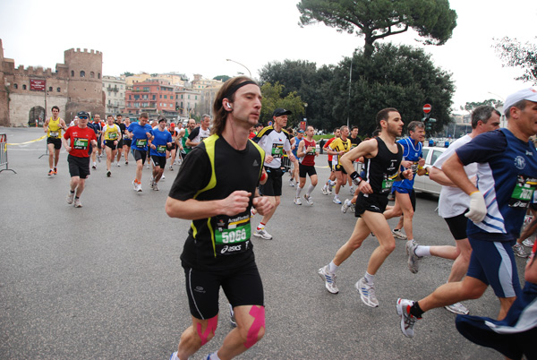 Maratona di Roma (21/03/2010) pat_1543