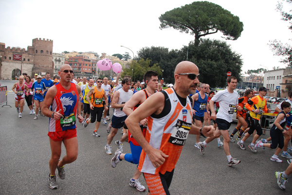 Maratona di Roma (21/03/2010) pat_1743
