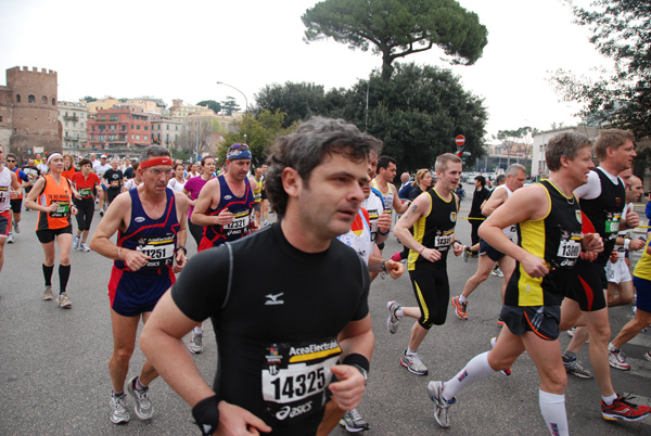 Maratona di Roma (21/03/2010) pat_1809