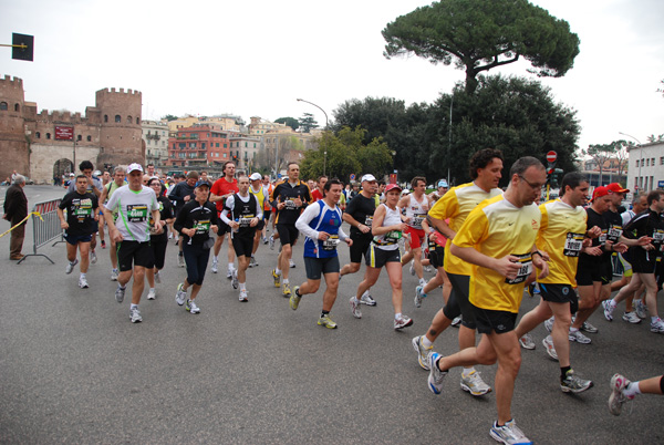 Maratona di Roma (21/03/2010) pat_1884
