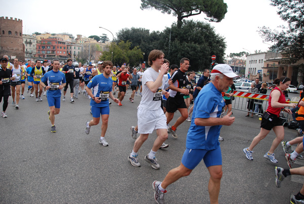 Maratona di Roma (21/03/2010) pat_1950