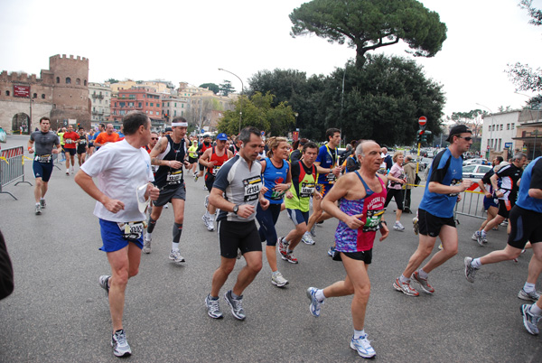 Maratona di Roma (21/03/2010) pat_1973