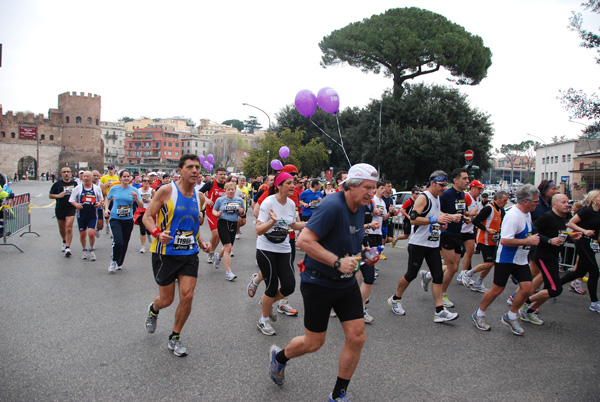 Maratona di Roma (21/03/2010) pat_1993
