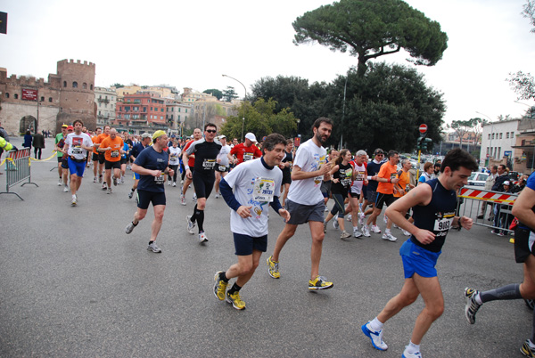 Maratona di Roma (21/03/2010) pat_2025