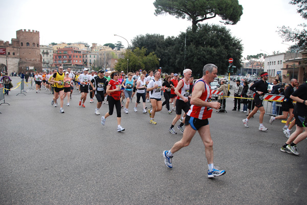 Maratona di Roma (21/03/2010) pat_2035