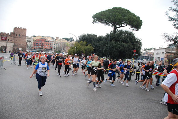 Maratona di Roma (21/03/2010) pat_2042