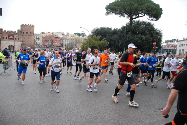 Maratona di Roma (21/03/2010) pat_2047