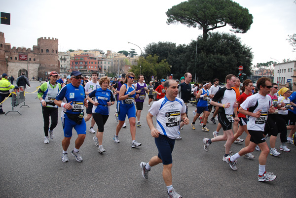 Maratona di Roma (21/03/2010) pat_2048