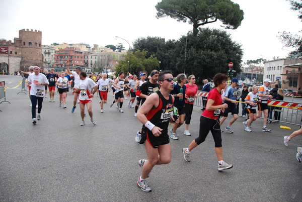 Maratona di Roma (21/03/2010) pat_2062