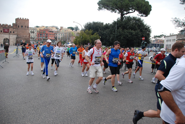 Maratona di Roma (21/03/2010) pat_2081