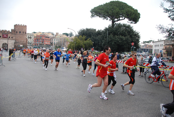 Maratona di Roma (21/03/2010) pat_2096