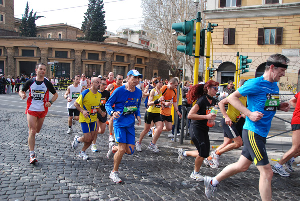 Maratona di Roma (21/03/2010) pat_2375