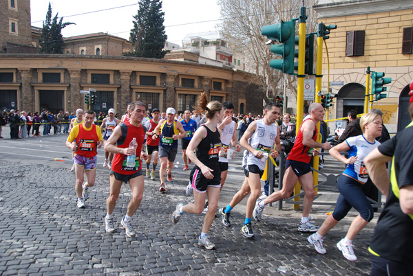 Maratona di Roma (21/03/2010) pat_2384