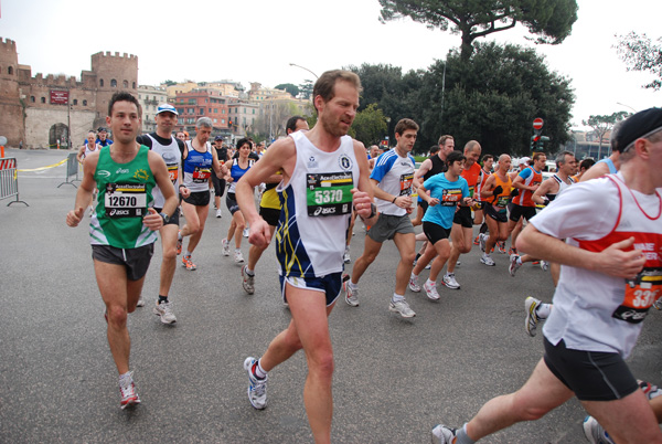 Maratona di Roma (21/03/2010) pat_1347
