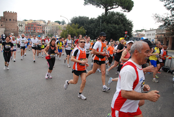 Maratona di Roma (21/03/2010) pat_1889